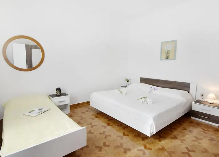 Silva 3 Prizemlje By Interhome *