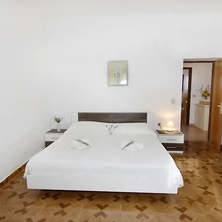 Silva 3 Prizemlje By Interhome * Bašanija