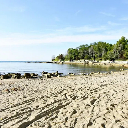 Silva 3 Prizemlje By Interhome